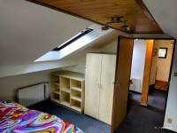 /album/pokoj-4/img-20220711-143119220-2-jpg/